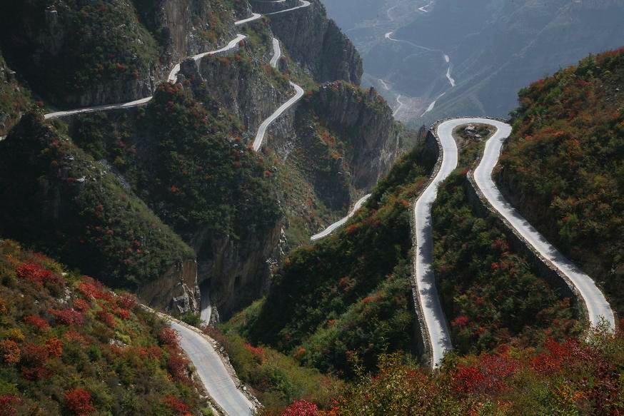 河南--安阳 太行大峡谷(桃花谷,王相岩,太行天路)纯玩